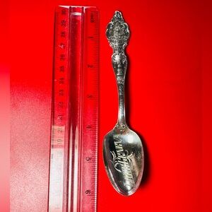 Wisconsin State Sterling Silver Souvenir Spoon w/ State Capitol at Madison